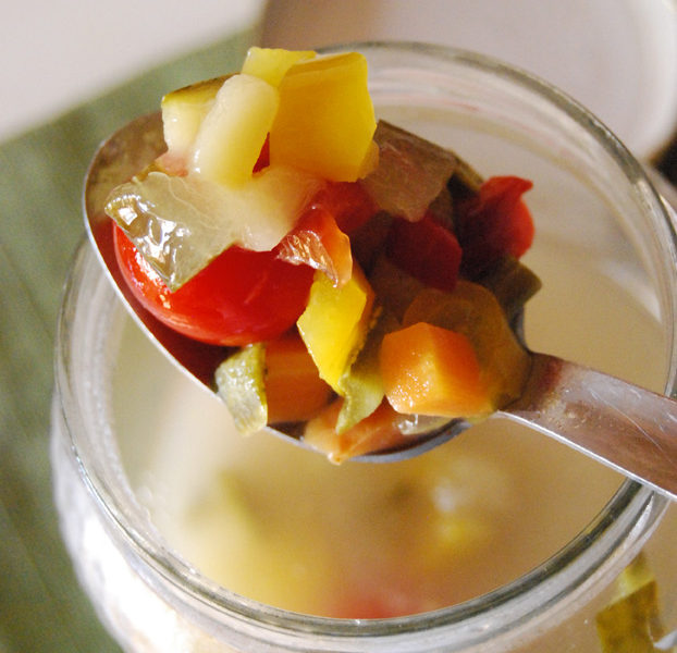 Prevenire l'osteoporosi con le verdure fermentate